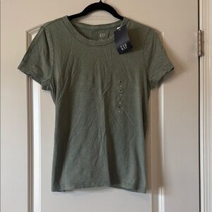 GAP Women's Olive Foreversoft Short Sleeve Tee! NWT!
